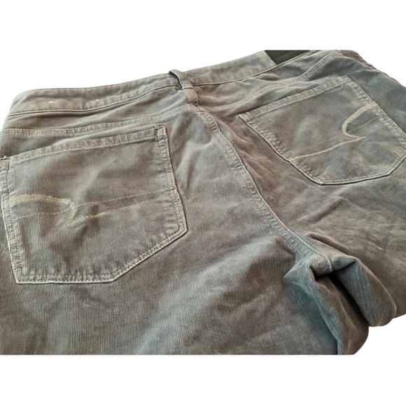 American Eagle Gray Super Stretch Corduroy High Rise Jegging Pants, size 14 - Picture 9 of 10